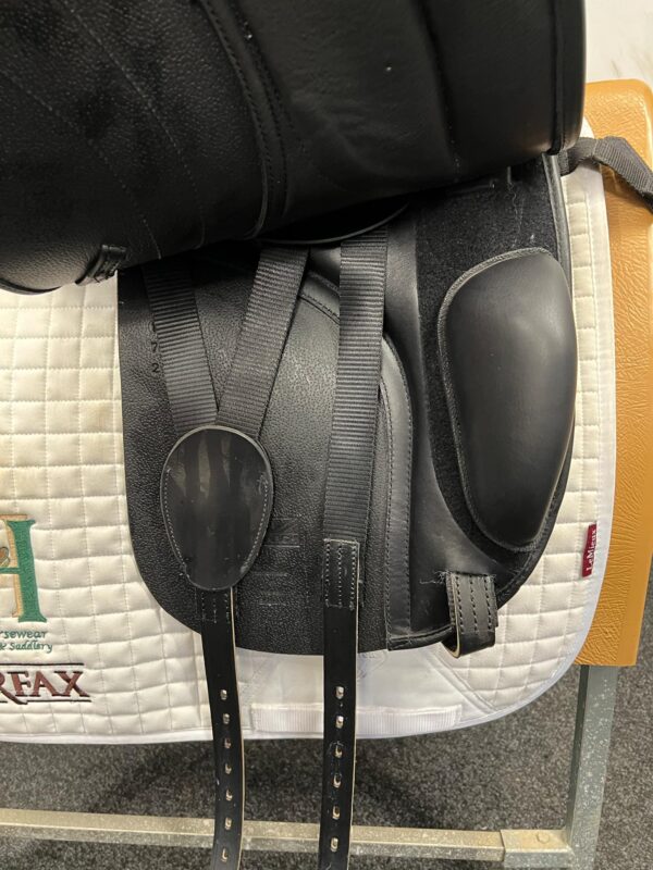 17.5" GFS Monarch Dressage Saddle - Image 4