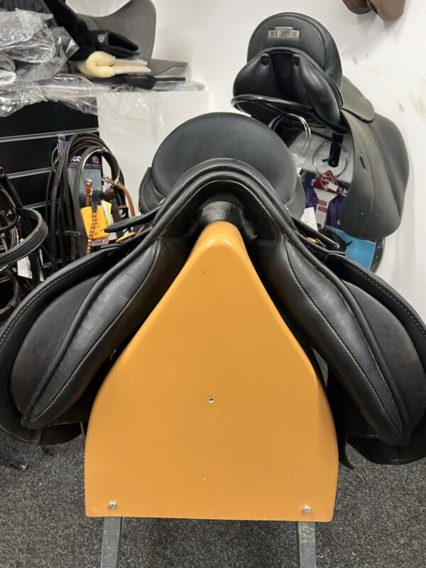 17.5" GFS Monarch Dressage Saddle - Image 3