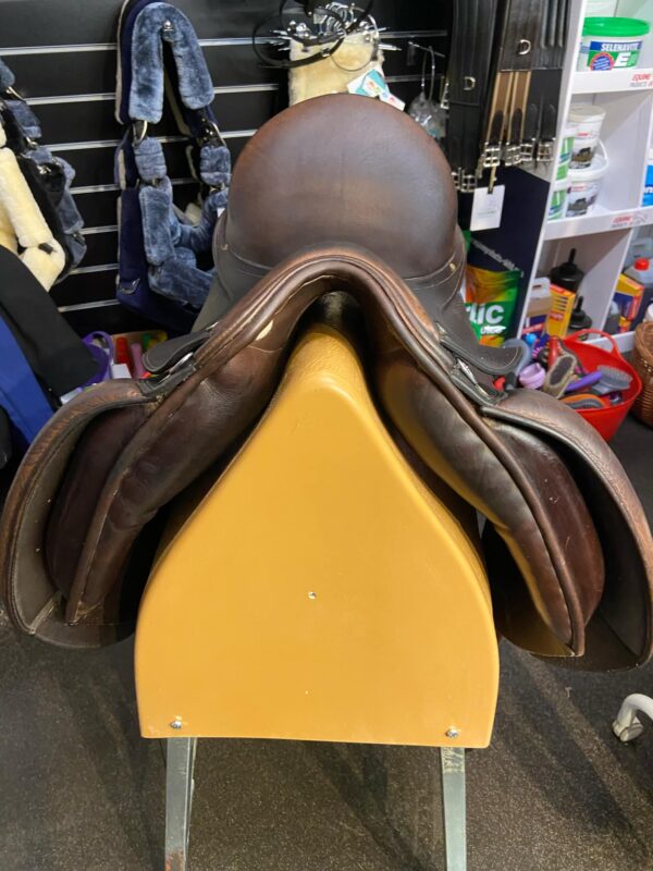 18" Sankey Dressage Saddle - Image 5