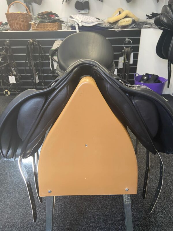 17.5" GFS Monarch Dressage Saddle - Image 2