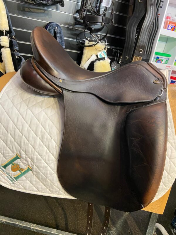 18" Sankey Dressage Saddle - Image 2